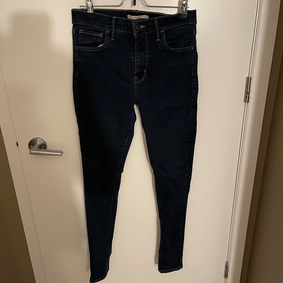 Levi jeans size 29 style 720 - Picture 2 of 4